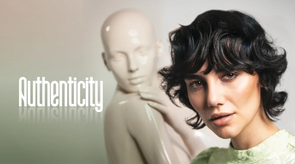 Pivot Point International Authenticity Trend Collection